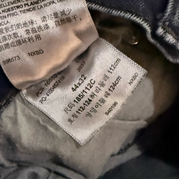 Signature by Levi Strauss Women’s Jeans - Picture 4 of 5